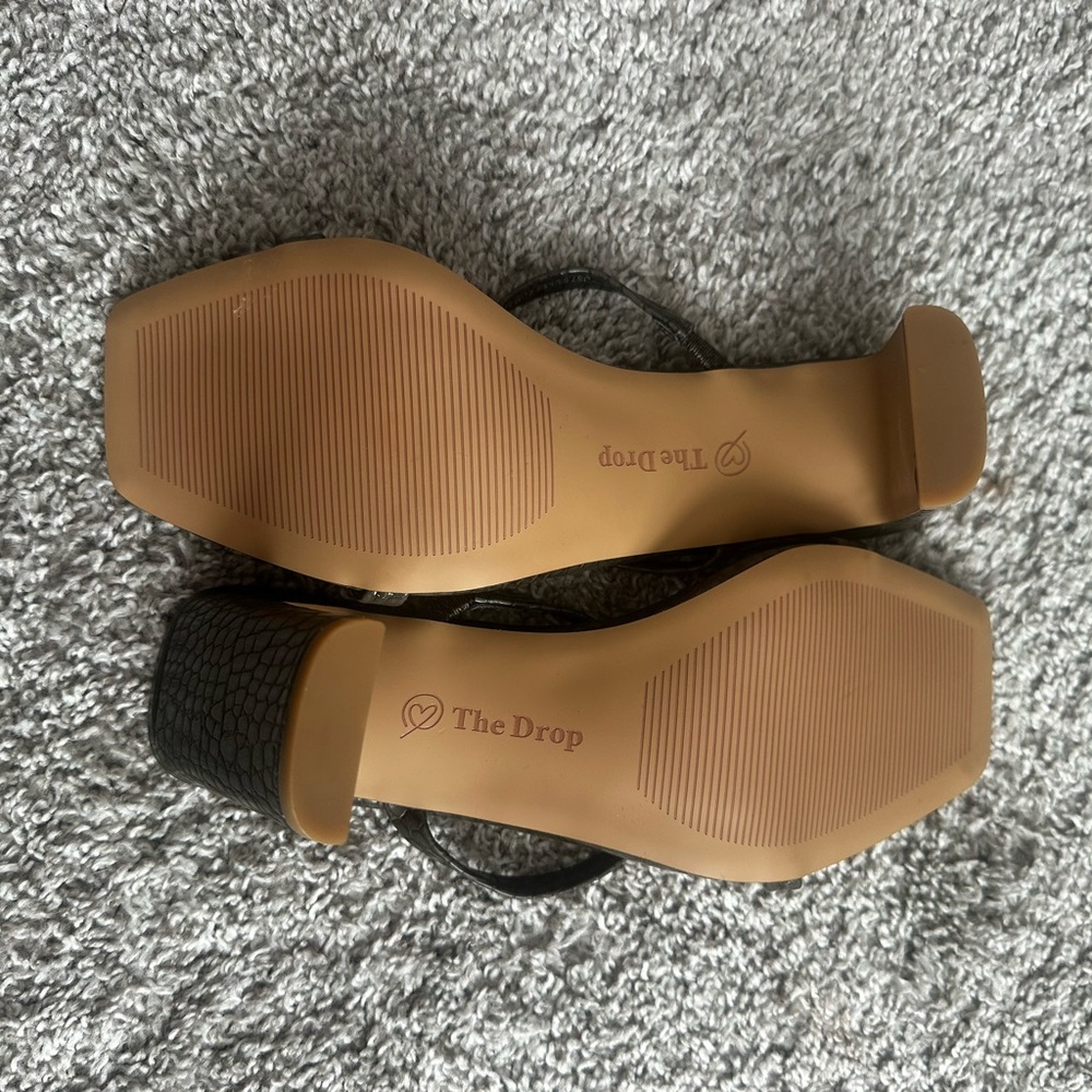 NWOT: The Drop green snakeskin-style heels - Picture 4 of 4